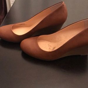 Jessica Simpson Wedges- brown size 7.5